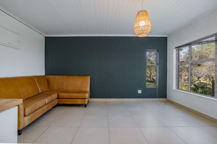 To Let Commercial Property for Rent in Bainskloof Western Cape